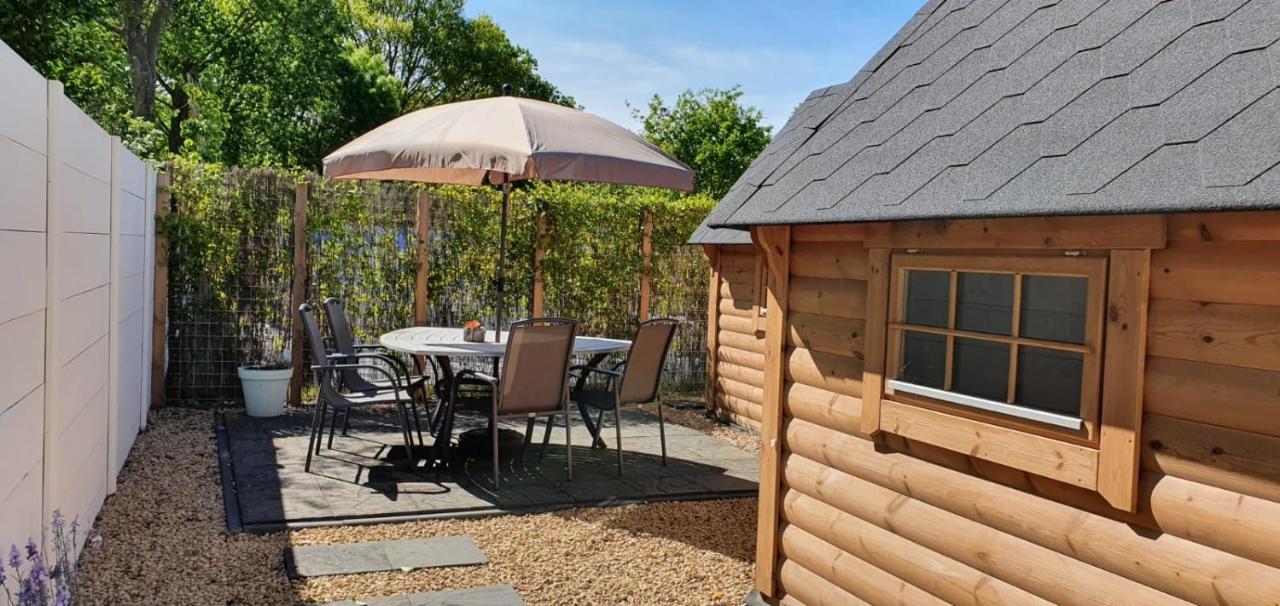 Finse Kota - Tiny House Villa Oostkapelle Exterior foto